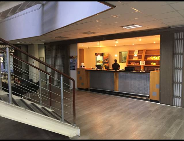 210M² OFFICE TO LET IN BEDFORDVIEW